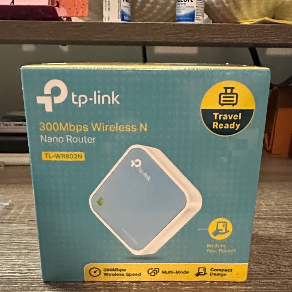 TP-Link Light Blue Nano Router - Picture 4 of 4